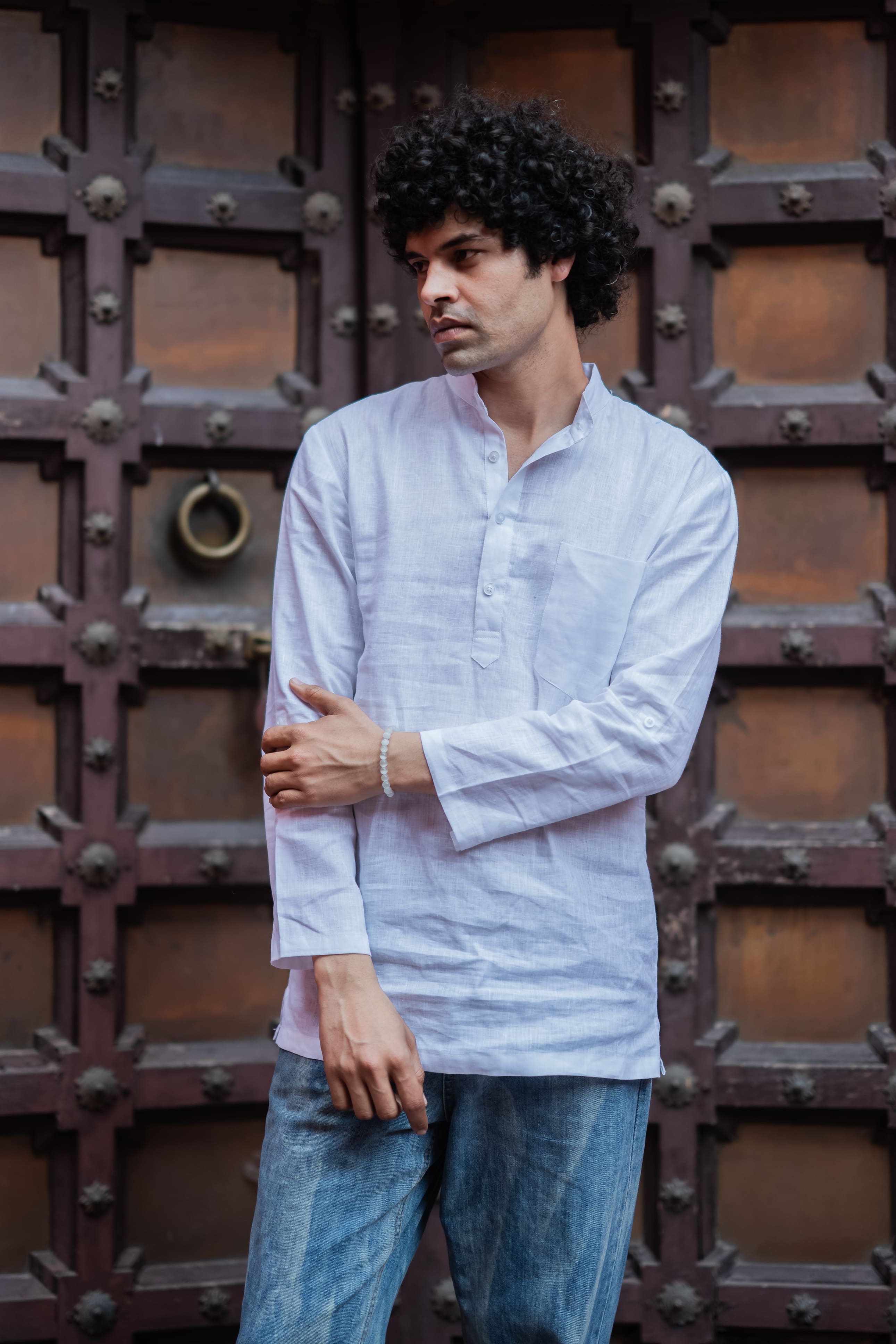Sadabahar white premium linen short kurta by Mr.Saa (Mr.सा)