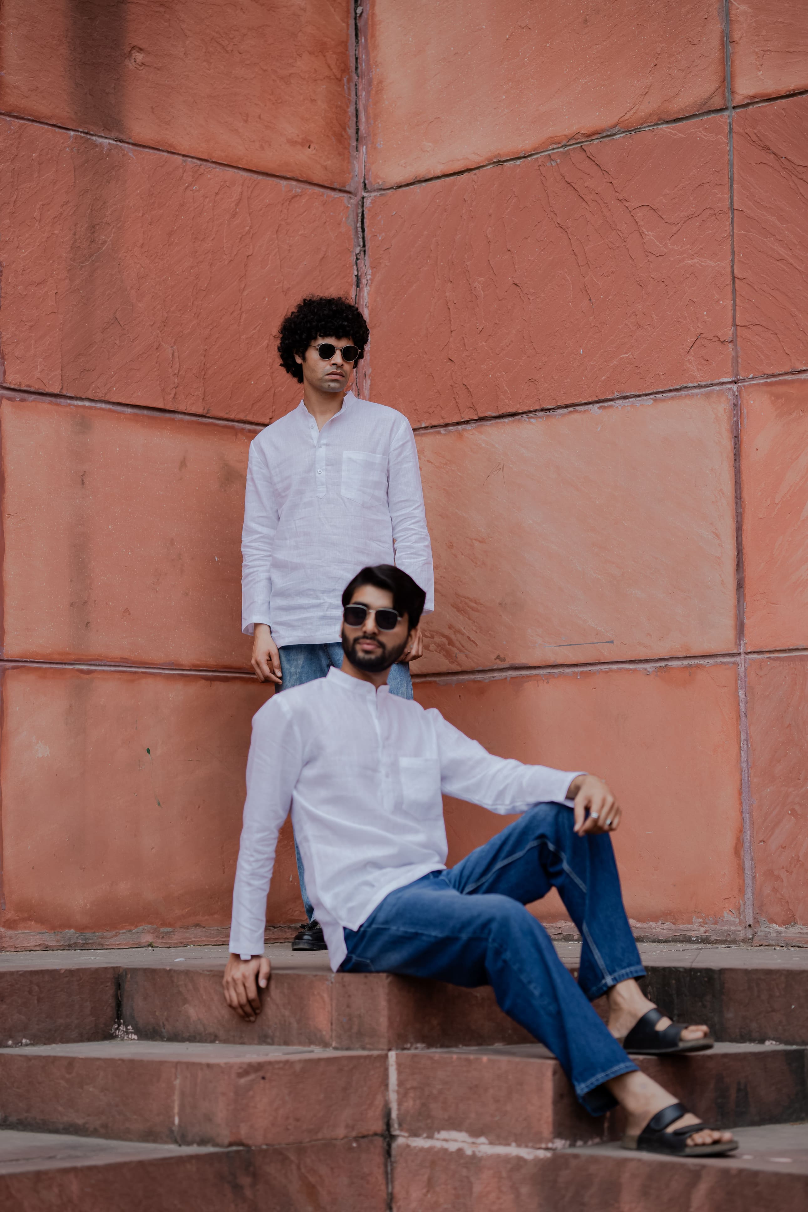 Sadabahar white premium linen short kurta by Mr.Saa (Mr.सा)