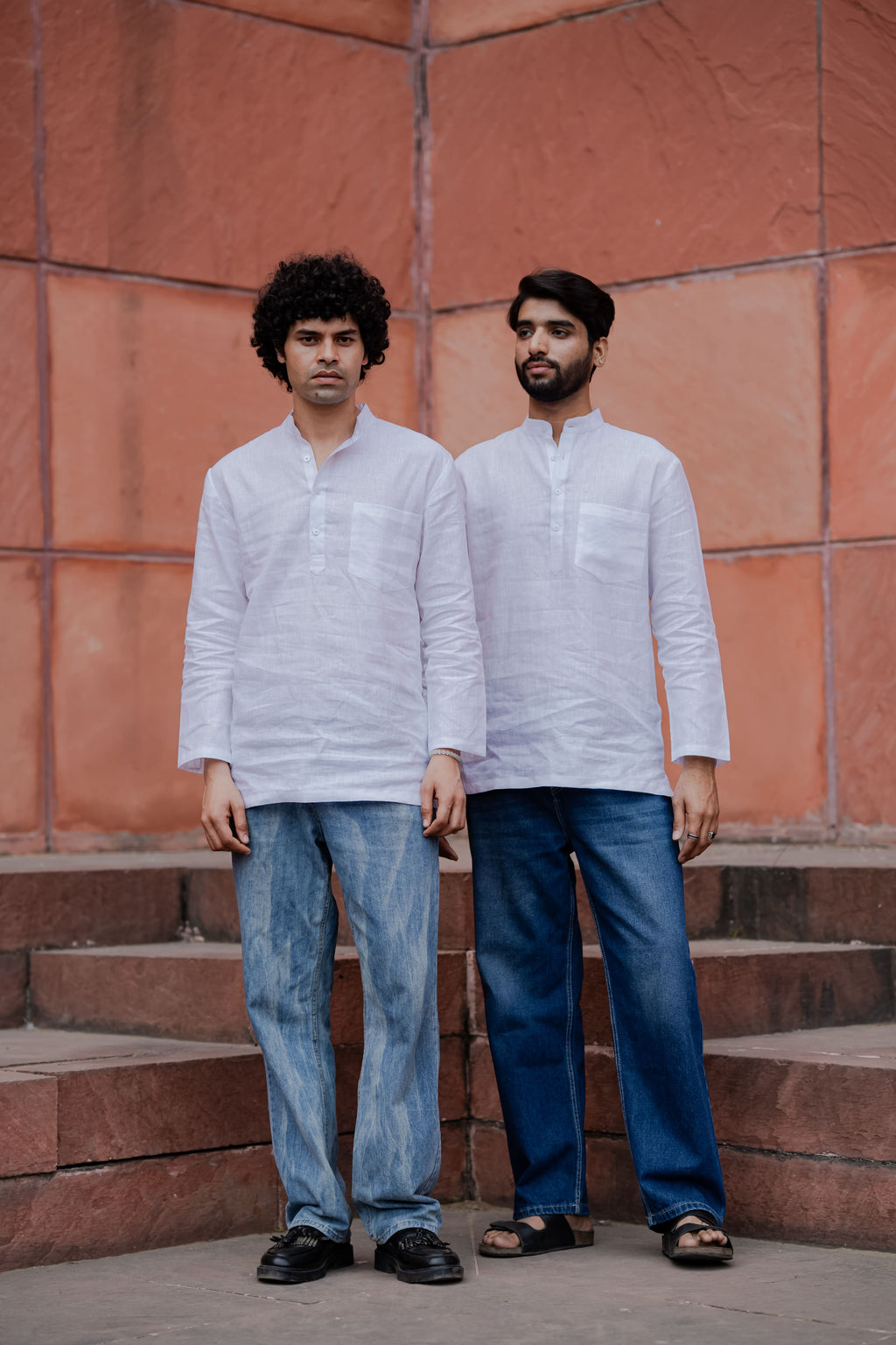 Sadabahar white premium linen short kurta by Mr.Saa (Mr.सा)
